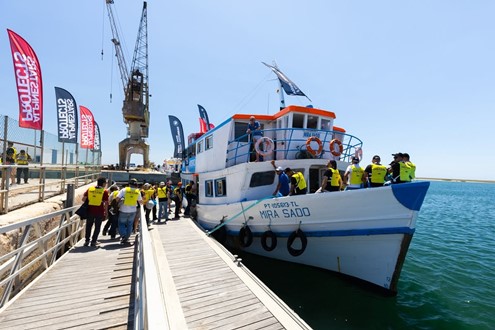1.º dia da 28.ª edição do Portugal de Lés-a-Lés: trocar as motos pelo barco!