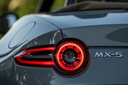 Yakudo é fator de requinte na gama Mazda MX-5 2027 - Nova Edição Especial distingue-se numa gama agora composta por cinco níveis