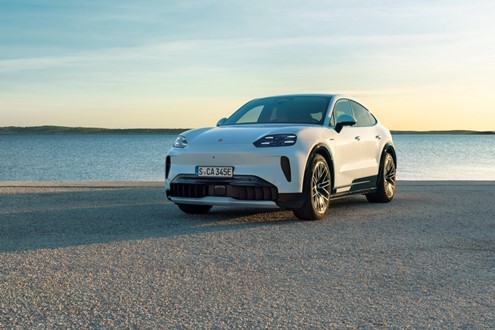 Novo Cayenne Coupé Electric inspirado por um ícone - Três versões que debitam até 850 kW (1.156 CV) de potência em Overboost