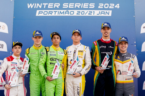 Bernardo Pinheiro no pódio - Piloto de Portimão foi terceiro na Prototype Winter Series