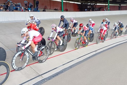 Seleção Nacional de Pista encerra fim de semana de competição na Chéquia