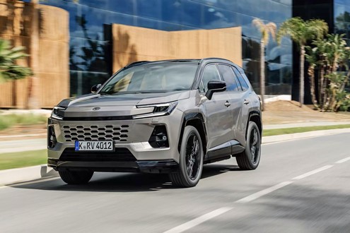 Nova Geração Toyota RAV4 - Sexta geração com novas tecnologias e estilo robusto para todas as aventuras