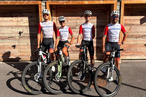 Seleção Nacional de BTT em competição na Taça do Mundo de Les Gets - Taça do Mundo de XCC, XCO e downhill