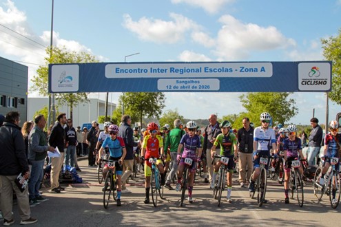 Sangalhos foi palco de novo encontro de escolas de estrada
