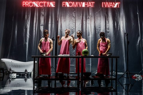 Macbeth estreia no Capitólio a 21 de julho, sob o olhar dos SillySeason - De 21 a 25 de julho uma reescrita de Macbeth, transportando para a contemporaneidade os temas intemporais abordados na peça de Shakespeare