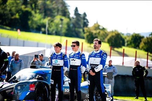 Fim de semana de contrariedades para Miguel Cristóvão - Piloto português abandonou as 4 Horas de Mugello devido a toques dos adversários, mas mantém esperança para a última prova da temporada.