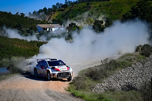 Toyota Gazoo Racing Caetano Portugal conquista segundo triunfo consecutivo no CPR - Dupla Kris Meeke e Stuart Loudon