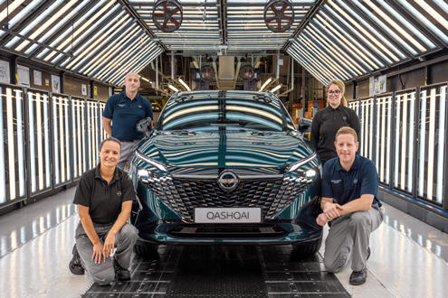 Novo Nissan Qashqai: O Crossover nº1 produzido na Fábrica nº1  - Está agora a sair da linha de produção na fábrica da Nissan no Reino Unido