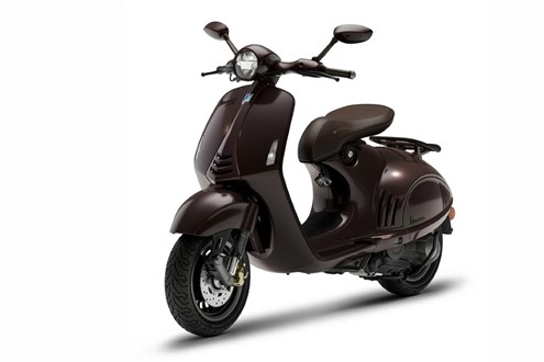 Vespa celebra 2026 com a chegada da exclusiva 946 Horse