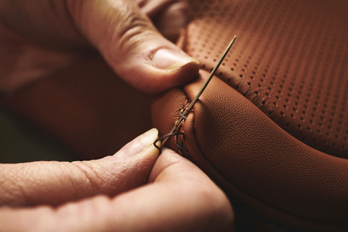 Bentley torna-se a primeira marca de automóveis a aderir à Leather Naturally  - Promover couro de origem sustentável