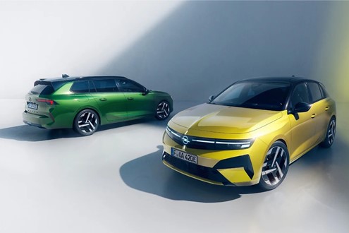 Novo Opel Astra celebra a sua Estreia Mundial no Salão Automóvel de Bruxelas 2026 - Opel Astra e Astra Sports Tourer com Blitz iluminado e Opel Compass, com iluminação Intelli-Lux HD pela primeira vez