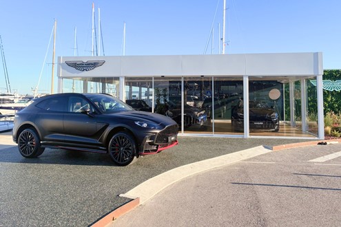 Aston Martin Lisboa inaugura a sua nova boutique na Marina de Cascais - Visitantes poderão imergir no mundo da Aston Martin, experimentar a sua gama de modelos, e configurar o seu próximo automóvel 