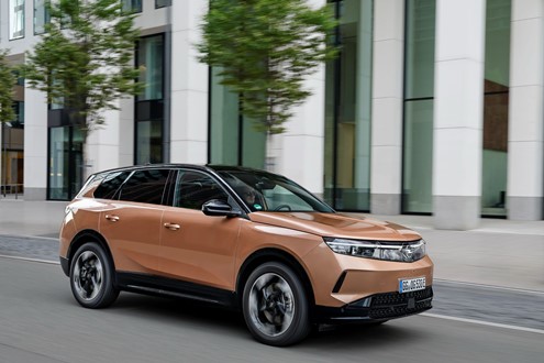 O pré-condicionamento térmico no Grandland Electric e noutros modelos Opel - Manter-se fresco nos dias quentes de verão