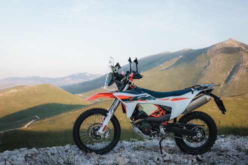 KTM anuncia a chegada da 690 Rally