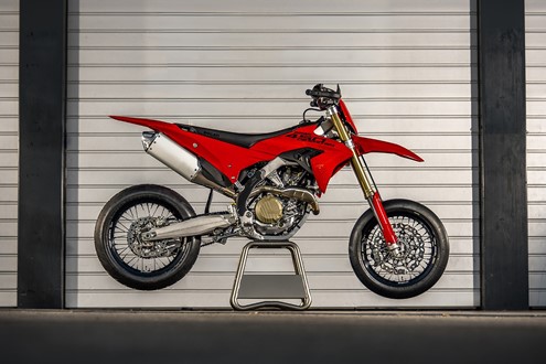 Ducati Desmo450 SM - A primeira Supermoto de Borgo Panigale
