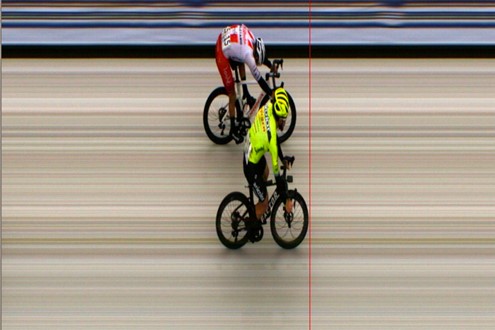 Prova de abertura rima com Santi Mesa: terceira vitória para o colombiano - O triunfo que necessitou de confirmação no photo finish