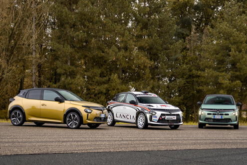 A Lancia está de regresso aos Ralis - Com o Ypsilon Rally 4 HF, uma concentração de potência e agilidade 