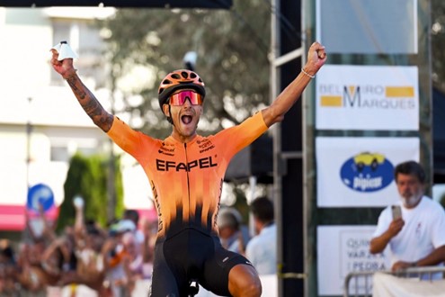 Tiago Antunes vence em casa as "12 Voltas à Gafa"