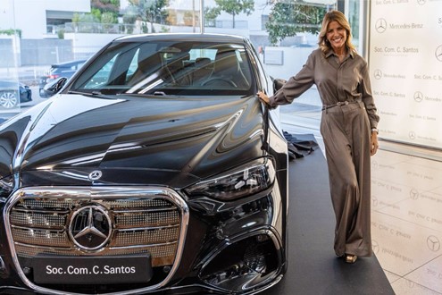 Novo Mercedes-Benz Classe C elétrico chegou à Soc. Com. C. Santos
