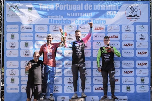 Jack Reading e Kira Zamora conquistam Taça de Portugal de Downhill Presented by Shimano 2026