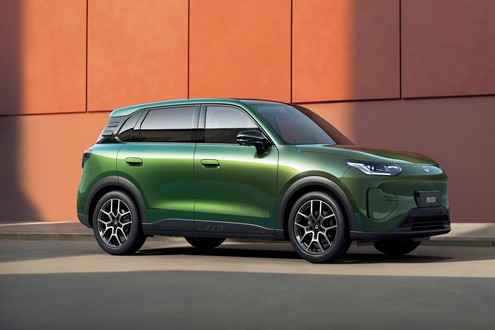 A Leapmotor no Salão Automóvel de Bruxelas de 2026: estreia e revelações - Estreia europeia do B03X, revelação oficial do B05 e lançamento do novo B10 Hybrid EV