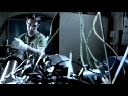 O processo de produção das scooters Peugeot Metropolis