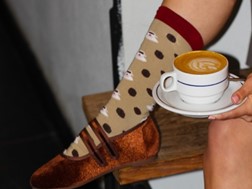 CHULÉ chega ao Porto com meias originais e sustentáveis - A marca portuguesa inaugurou um espaço no ViaCatarina Shopping