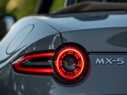 Yakudo é fator de requinte na gama Mazda MX-5 2027 - Nova Edição Especial distingue-se numa gama agora composta por cinco níveis