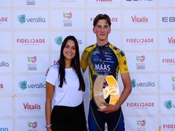 Dimas Mota assume a liderança da Volta a Portugal de Juniores após a vitória de Loek Hovers no contrarrelógio