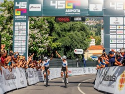 Pelotão profissional percorre região centro no regresso do GP Abimota