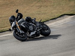 Vídeo de apresentação da Triumph Speed Triple 1200 RS