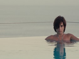 Cristina Branco estreia  novo vídeo para "Aula de Natação"