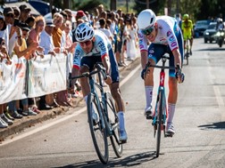 Adrián Bustamante triunfa no Circuito de Nafarros com emoção até ao final