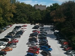Veja o que acontece quando não há linhas no parque de estacionamento