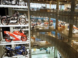 Venha connosco numa visita guiada ao fantástico Barber Vintage Motorsports Museum