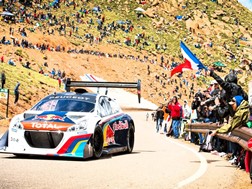 Sebastien Loeb bate record em Pikes Peak