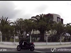 Yamaha X-Max 250 e X-Max 400 - o teste em revista