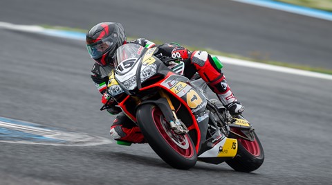 Domingo agri-doce para o Team Eni Aprilia Portugal