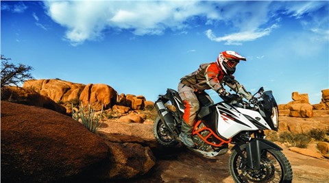 KTM apresenta novas 1090 e 1290 na Intermot, Colónia 2017