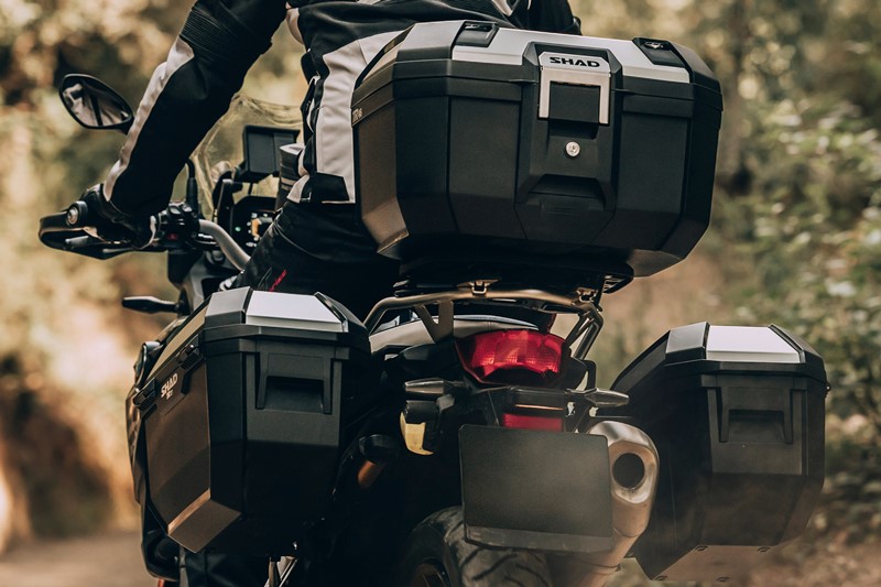SHAD vai trazer novas malas laterais TR27 para motos de aventura