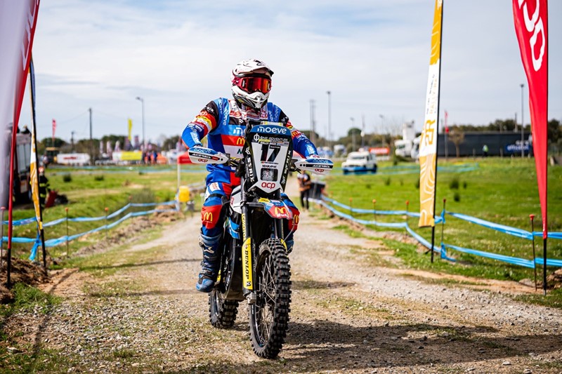 Pedro Bianchi Prata estreia Strix 100% elétrica em corrida do campeonato do mundo, no Alentejo