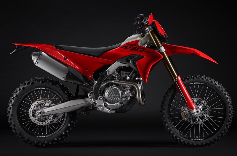 Ducati Desmo Enduro 450 (EDS) será revelada a 9 de junho