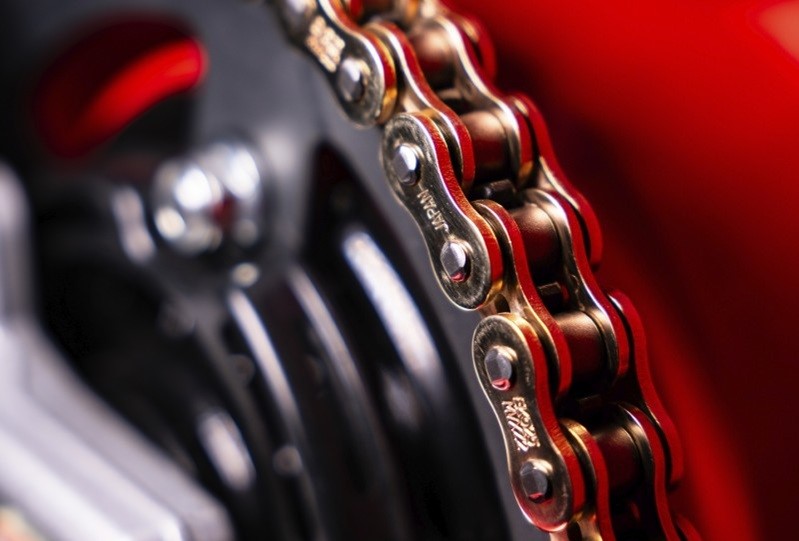 Corrente de transmissão secundária da moto: elemento-chave de segurança