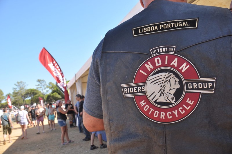 Há vantagens exclusivas para membros do clube de proprietários Indian Motorcycle na Concentração de Faro