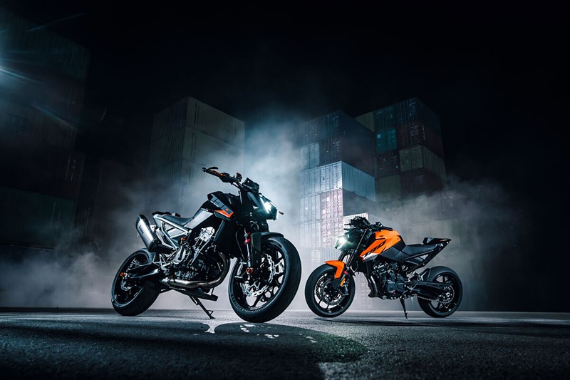 KTM apresenta a nova 790 Duke: naked com precisão cirúrgica
