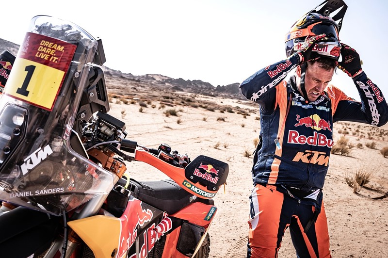 Rali Dakar 2026: Etapa 5, liderança é novamente de Sanders e portugueses com resultados positivos