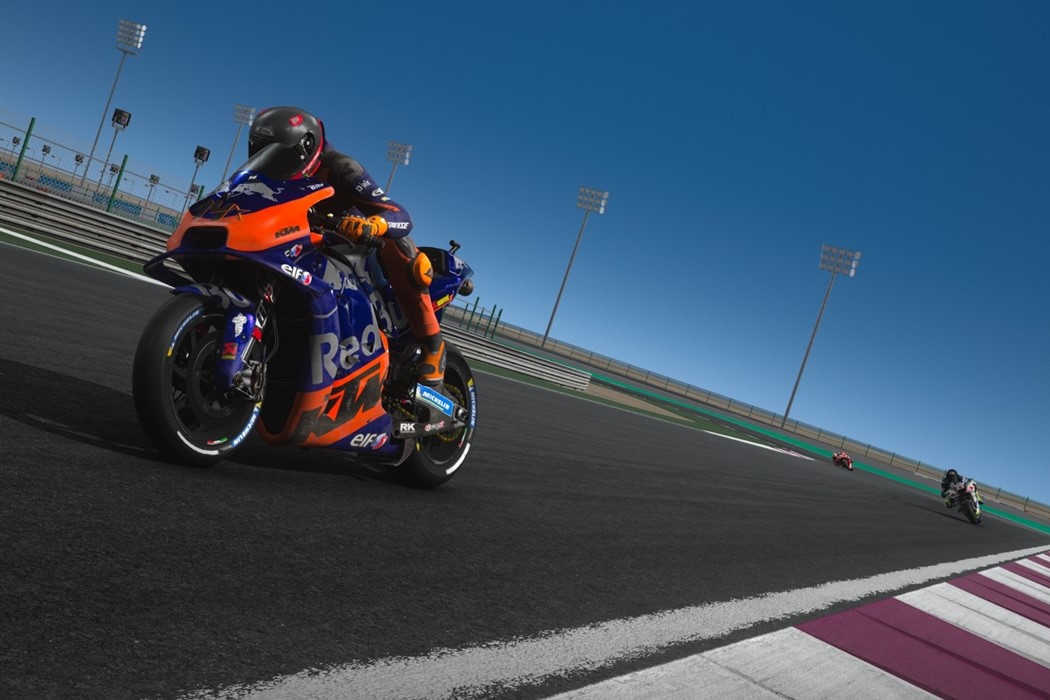 Moto GP 20 - Xbox One - Compra jogos online na