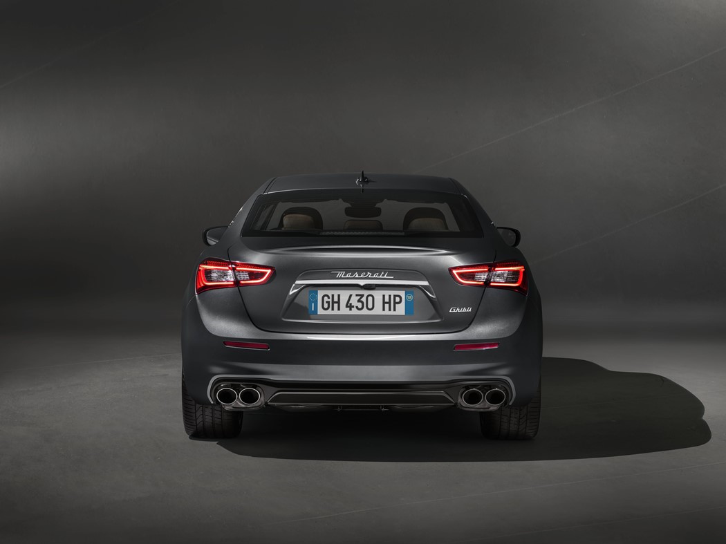 Novo Maserati Ghibli GranLusso