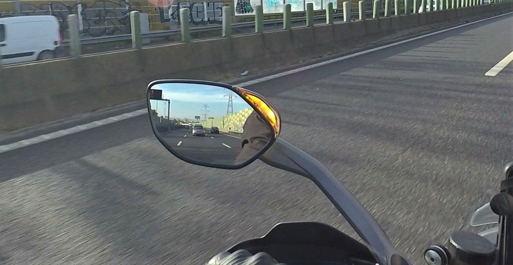 Detector de ângulo morto