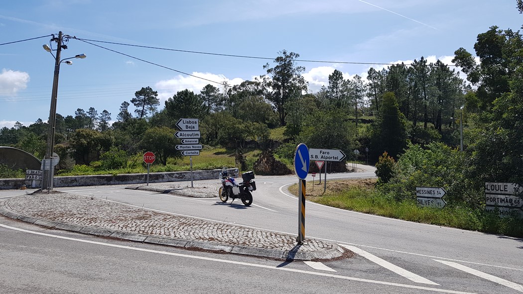 Cruzamento da EN124 com a EN2